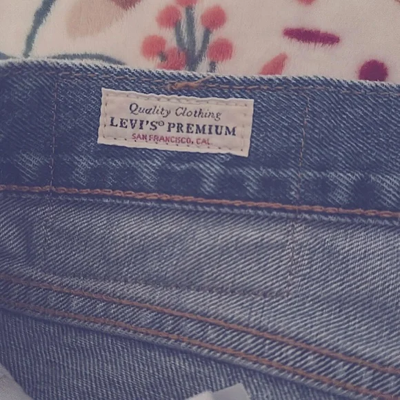 Men’s Stay Loose Levi’s - Picture 4 of 9